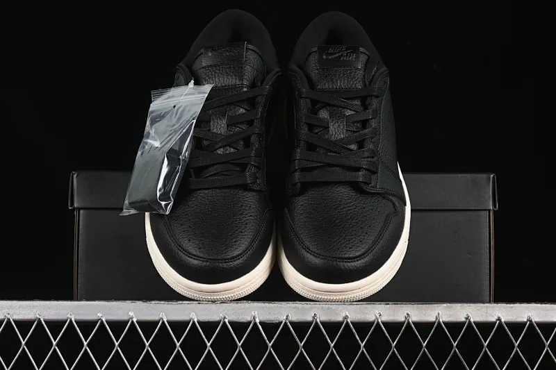 All categories Air Jordan Jordan series basketball shoes Air Jordan 1 Low Air Jordan 1 Low "Black Sail" AJ1 Joe 1 solid color low-top retro culture basketball shoes 848775-005